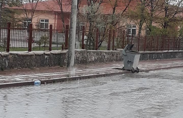 Eskil ve bölgesinde iki gün süreyle sağanak yağış bekleniyor