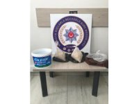 Konya’da bayram önlemleri uygulamasında 2 kilo eroin ele geçirildi.