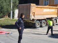 Ortaköy'de kamyonetin altında kalan vatandaş yaşamını yitirdi