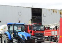 Aksaray’da mikser fabrikasında yangın: 2 işçi dumandan zehirlendi