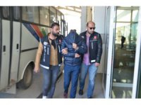 Konya’da uyuşturucu tacirlerine operasyon: 8 gözaltı
