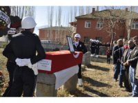 Kalbine yenik düşen polis memuru son yolculuğuna uğurlandı