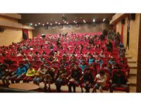 Küçük Kara Balık Akşehir’de çocuklarla buluştu