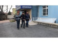 Kuzenini bıçaklayan şahıs, yurt dışına kaçmak isterken yakalandı