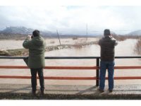 Konya’da etkili olan yağış nedeniyle ekili alanlar su altında kaldı