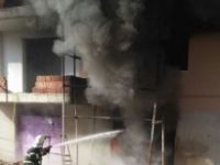 İnşaatta çıkan yangın korkuttu