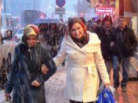 Konya ve Aksaray'da kuvvetli lodos uyarısı