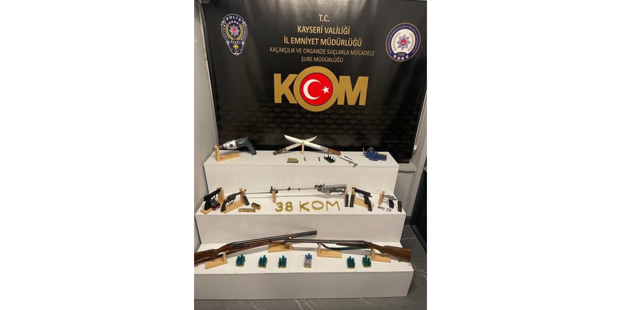 Kayseri’de ruhsatsız silah operasyonu: 3 gözaltı