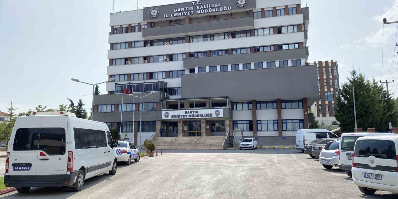 Bartın’da dolandırıcılık operasyonu: 12 gözaltı