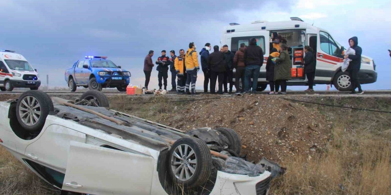 Otomobil şarampole uçtu: 4 yaralı