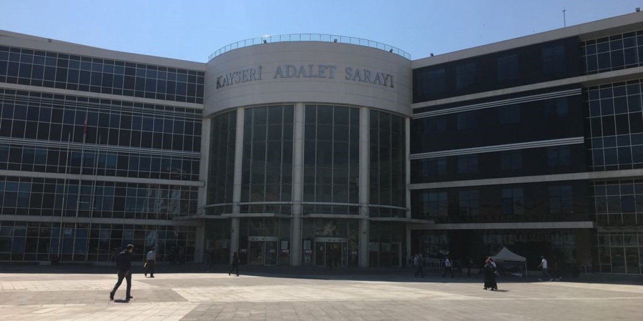 Bahçelerinde hint keneviri ele geçirilen sanıklara 3 yıl 4’er ay hapis