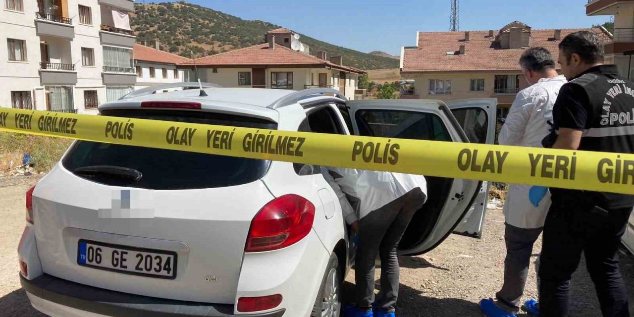 Ankara’da eşini silahla öldüren şahıs ardından intihar etti