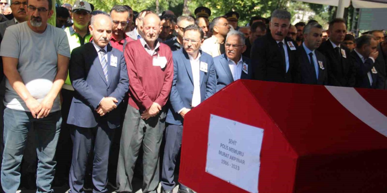 Şehit polis Akpınar son yolculuğuna uğurlandı