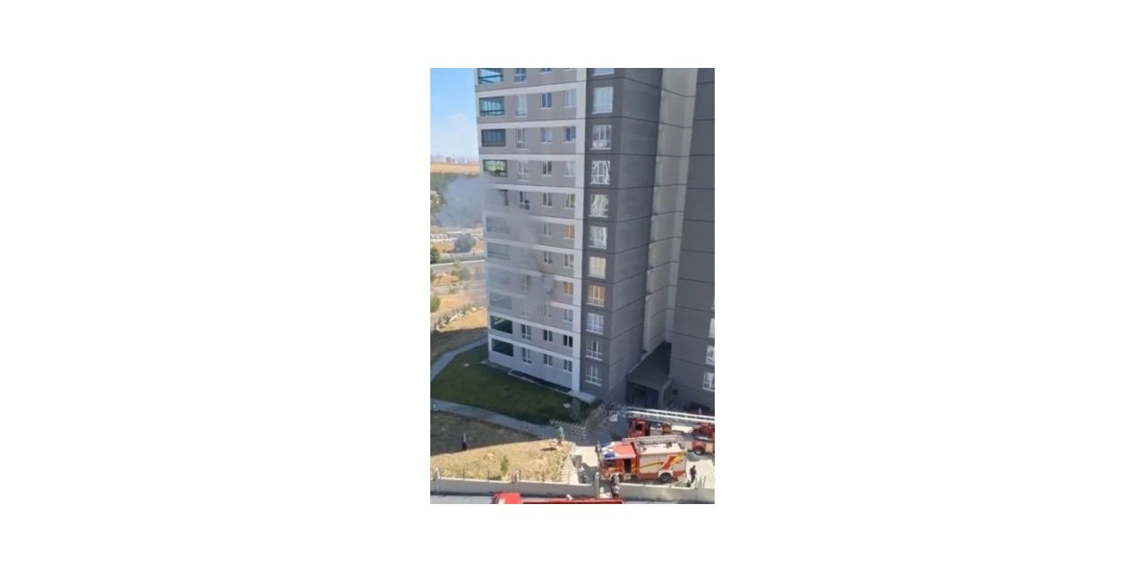 14 katlı apartmanda çıkan yangın paniğe neden oldu