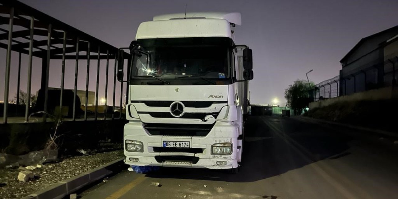 Ankara’da bir kişi tır ve dorse arasına sıkışarak hayatını kaybetti