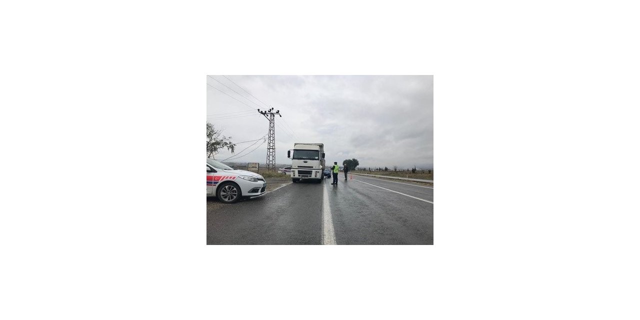 Jandarma trafik denetiminde 4 bin 307 araç kontrol edildi
