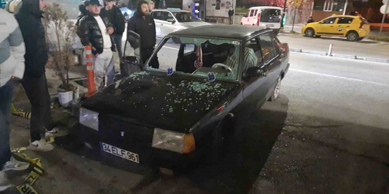 Husumetli oldukları şahsın aracının lastiklerini kesip, havaya ateş açarak kaçtılar