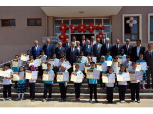 Konya’da 441 bin 366 öğrenci karne heyecanı yaşadı