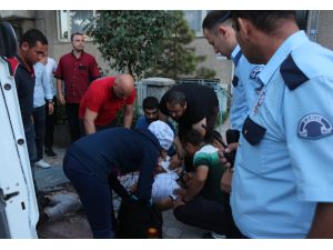 Şehir magandalarının silahlı kavgasında yoldan geçen lise öğrencisi yaralandı