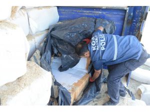 Samanların içinden 50 bin paket kaçak sigara çıktı