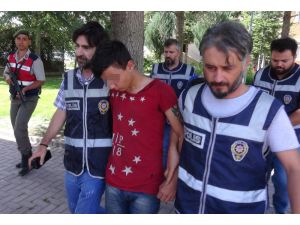 Akaryakıt istasyonundan çocuk kaçıran zanlılar hakim karşısında