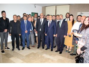 Selçuk İletişim “TRT Geleceğin İletişimcileri Yarışması”nda birinci oldu