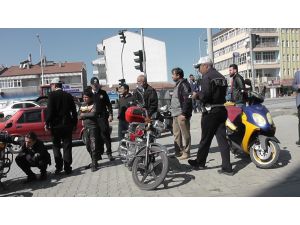 Kulu’da çalıntı ve plakasız motosikletler toplanıyor