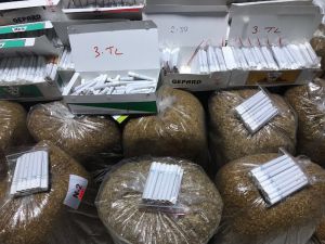 Konya’da 102 kilo kaçak tütün ve 4 bin 500 adet sigara ele geçirildi