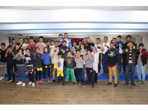 Ak Gençlik Spor Kulübü 5 branşta ses getirecek