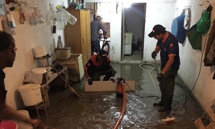 Aksaray’da su baskınlarına AFAD ekiplerinden müdahale