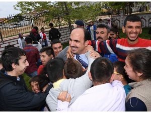 Başkan Altay: "Sevgi varsa engel yoktur”