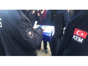 Hollanda’dan kargo ile gönderilen koliden kokain çıktı