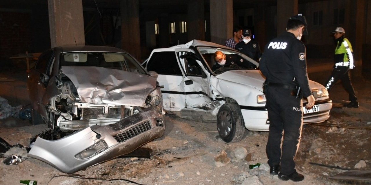 Polis şüpheli kovalamacasında kaza: 3’ü polis 5 yaralı