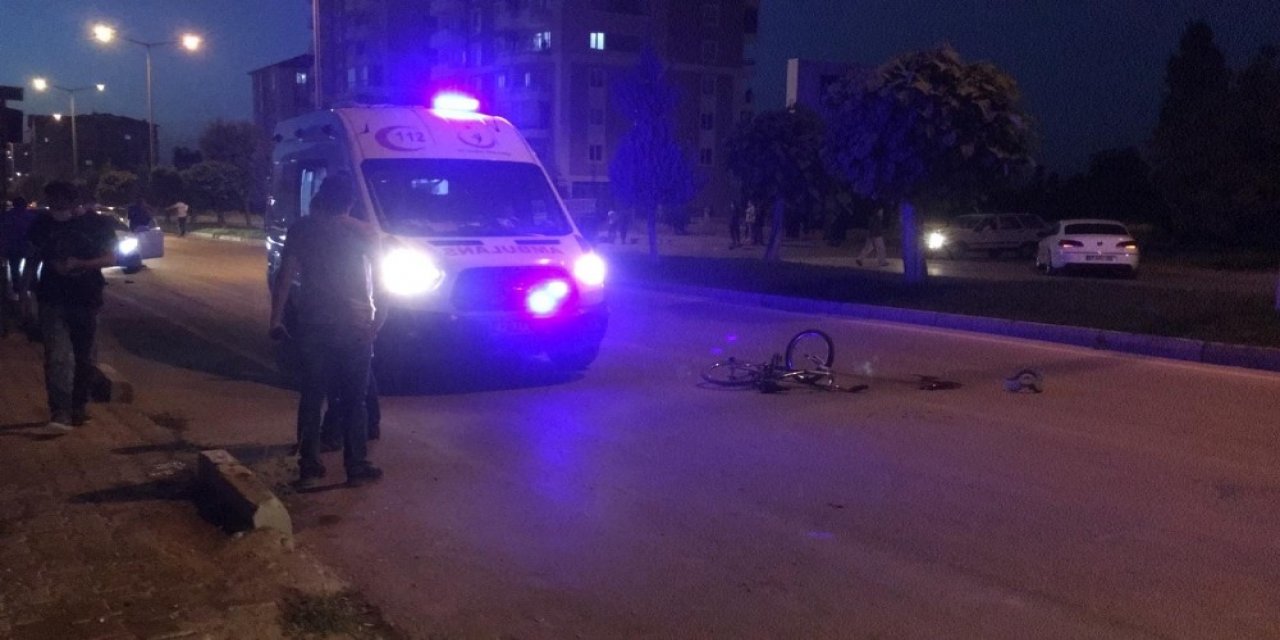 Otomobilin çarptığı bisikletli çocuk hayatını kaybetti