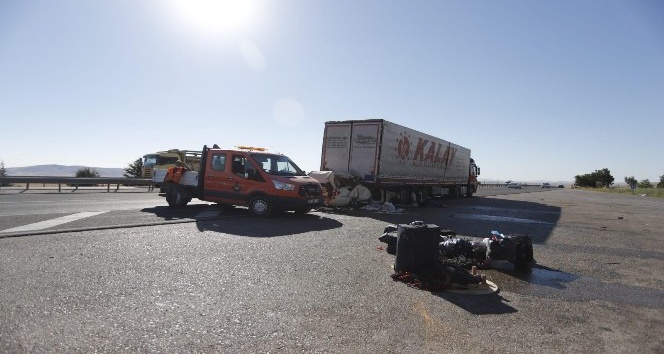 Konya'daki trafik kazasında aynı aileden 5 kişi yaşamını yitirdi