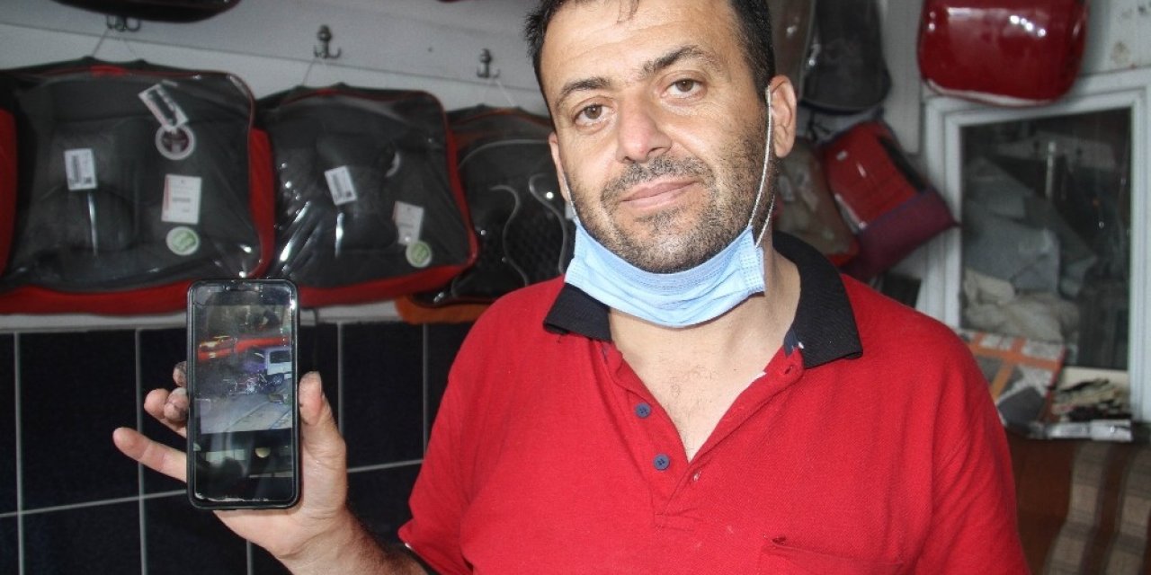 Direksiyon kilidini kalçasıyla kontrol edip motosikleti çaldı
