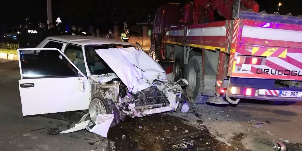 Polisten kaçarken kaza yapan sürücü hayatını kaybetti