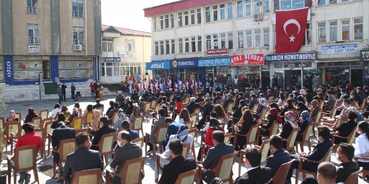 Yunak’ta 29 Ekim kutlamaları
