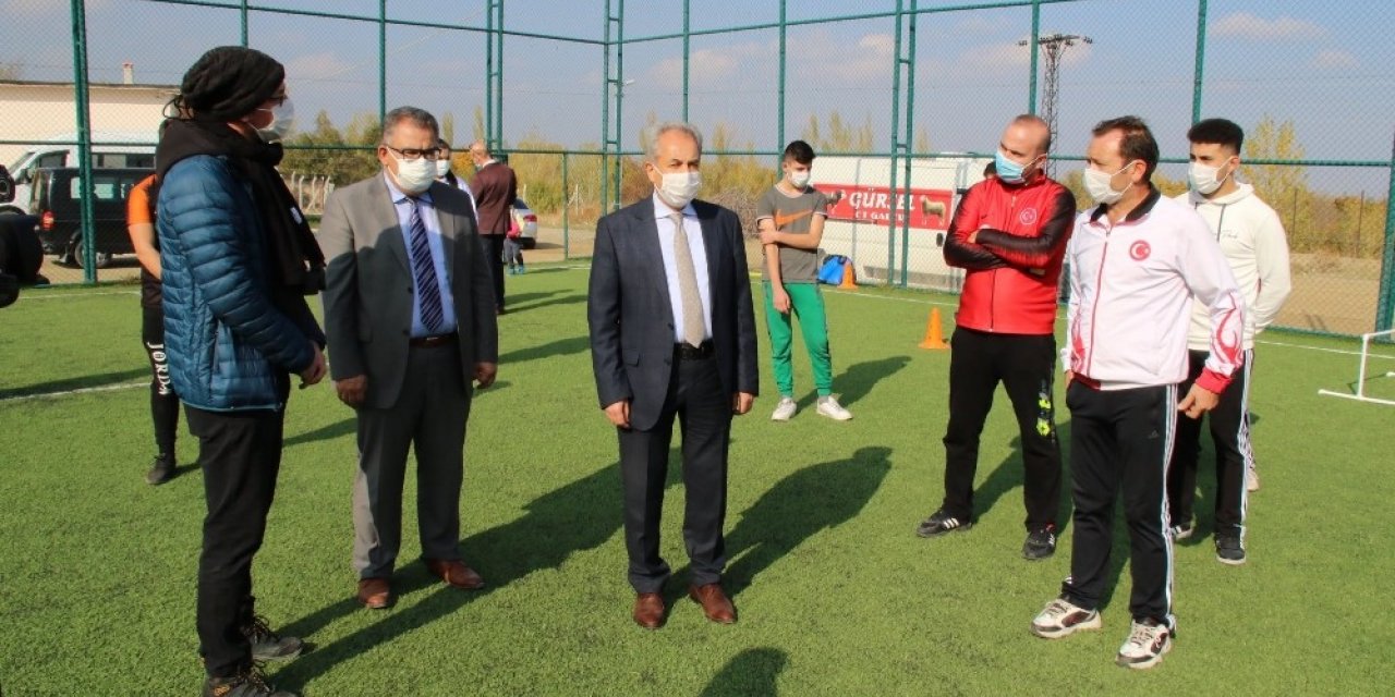 Akşehirli yönetmenden halter belgeseli