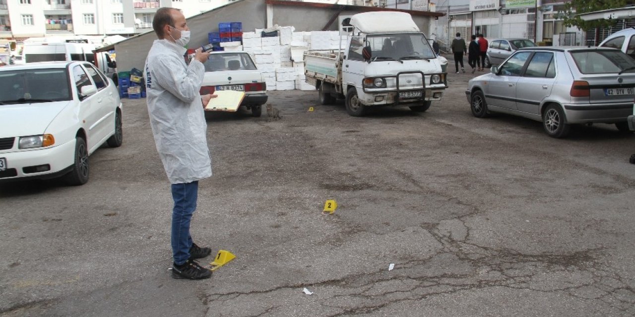 Pazar yerinde silahlı saldırıya uğrayan şahıs yaralandı