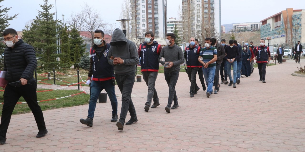 Hastanede terör estirmişlerdi 2’si tutuklandı 7’si serbest kaldı