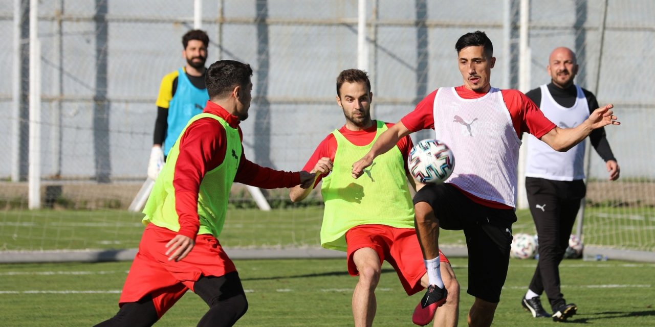 Sivasspor, Başakşehir maçı hazırlıklarına başladı