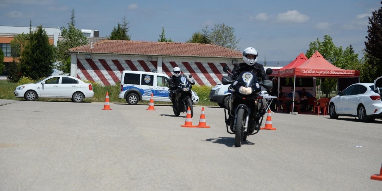 14 polise motosiklet eğitimi verildi