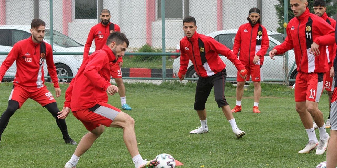 Eskişehirspor, Beypiliç Boluspor maçı hazırlıklarını tamamladı