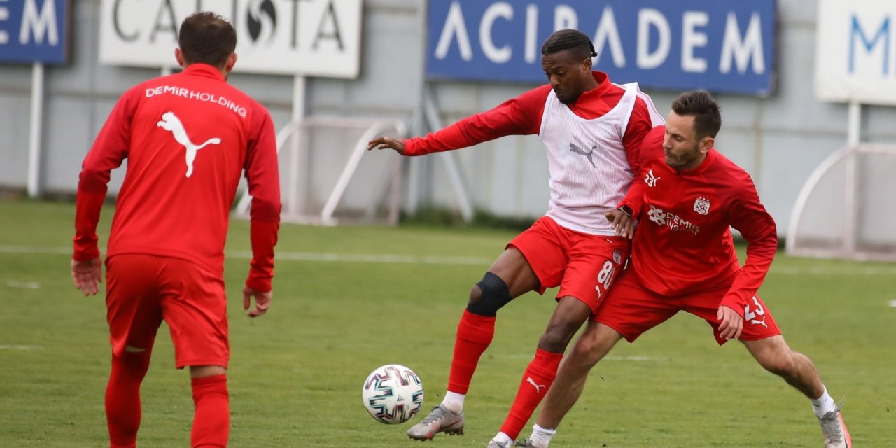 Sivasspor’da Başakşehir mesaisi