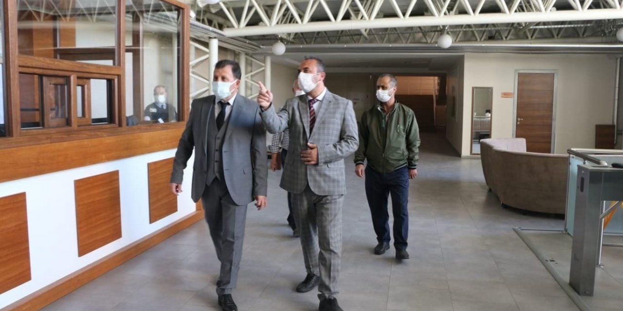 Ali İhsan Kabakcı tesis ve yurt ziyaretlerine devam ediyor