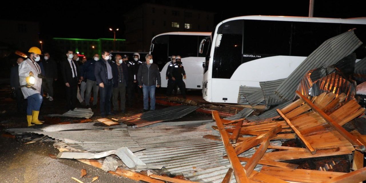 Fırtına 10 dakika sürdü faturası ağır oldu