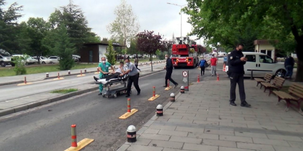 Hastane tadilatında çıkan yangın ekipleri harekete geçirdi