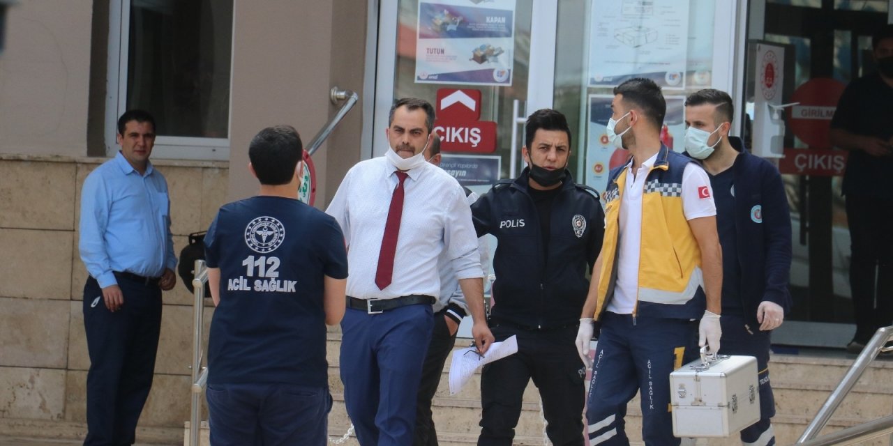 Taraflar birbirine girdi, olan arada kalan mübaşire oldu