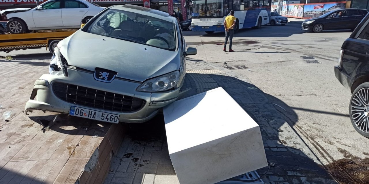 Başkent’te trafik kazası: 3 yaralı
